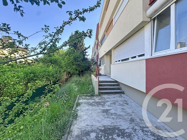 Appartement F3 à vendre - 3 pièces - 64.0 m2 - VILLENEUVE LES AVIGNON - 30 - LANGUEDOC-ROUSSILLON - Century 21 Saint Marc Immobilier