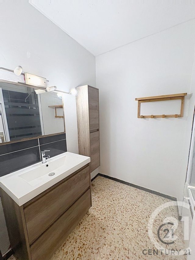 maison à louer - 4 pièces - 92.79 m2 - AVIGNON - 84 - PROVENCE-ALPES-COTE-D-AZUR - Century 21 Saint Marc Immobilier