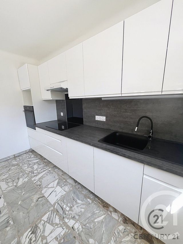 maison à louer - 4 pièces - 96.28 m2 - LES ANGLES - 30 - LANGUEDOC-ROUSSILLON - Century 21 Saint Marc Immobilier