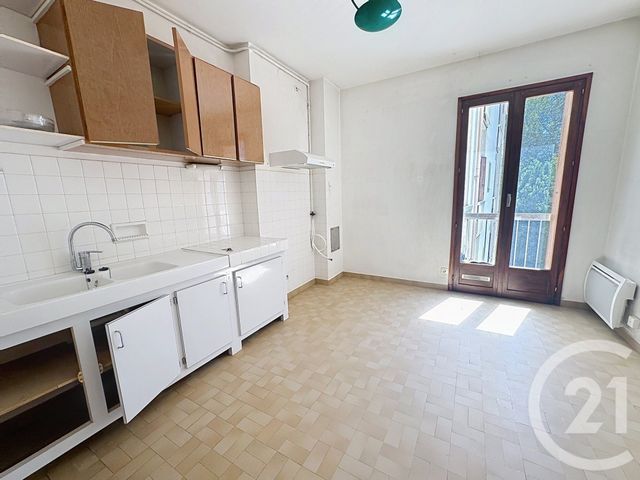 Appartement F4 à vendre - 4 pièces - 107.48 m2 - AVIGNON - 84 - PROVENCE-ALPES-COTE-D-AZUR - Century 21 Saint Marc Immobilier