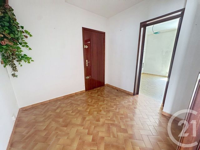 Appartement F4 à vendre - 4 pièces - 107.48 m2 - AVIGNON - 84 - PROVENCE-ALPES-COTE-D-AZUR - Century 21 Saint Marc Immobilier