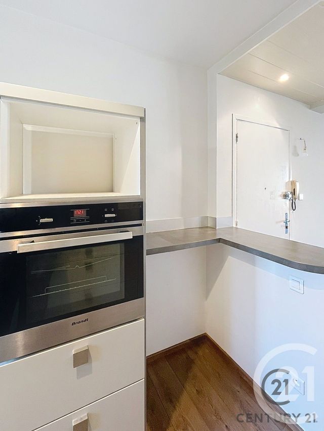 Appartement T3 à louer - 3 pièces - 71.38 m2 - VILLENEUVE LES AVIGNON - 30 - LANGUEDOC-ROUSSILLON - Century 21 Saint Marc Immobilier