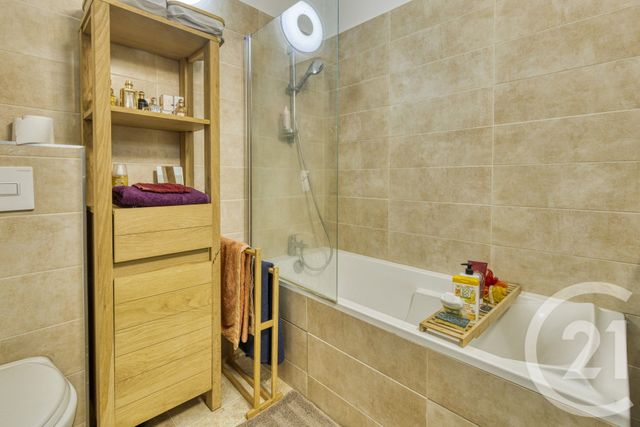 maison à vendre - 9 pièces - 283.0 m2 - VILLENEUVE LES AVIGNON - 30 - LANGUEDOC-ROUSSILLON - Century 21 Saint Marc Immobilier