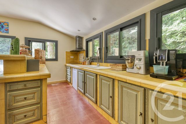 maison à vendre - 9 pièces - 283.0 m2 - VILLENEUVE LES AVIGNON - 30 - LANGUEDOC-ROUSSILLON - Century 21 Saint Marc Immobilier