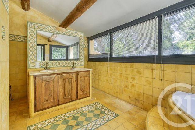 maison à vendre - 9 pièces - 283.0 m2 - VILLENEUVE LES AVIGNON - 30 - LANGUEDOC-ROUSSILLON - Century 21 Saint Marc Immobilier