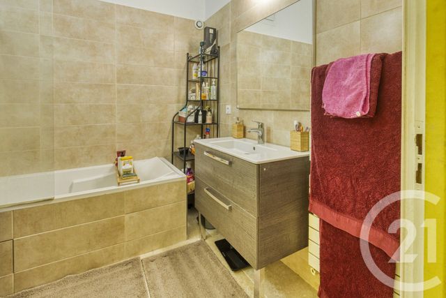 maison à vendre - 9 pièces - 283.0 m2 - VILLENEUVE LES AVIGNON - 30 - LANGUEDOC-ROUSSILLON - Century 21 Saint Marc Immobilier