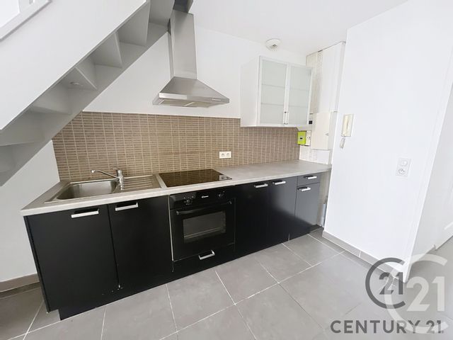 Appartement à louer - 3 pièces - 48.0 m2 - AVIGNON - 84 - PROVENCE-ALPES-COTE-D-AZUR - Century 21 Saint Marc Immobilier
