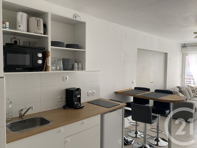 Appartement F2 à louer - 2 pièces - 36.91 m2 - AVIGNON - 84 - PROVENCE-ALPES-COTE-D-AZUR - Century 21 Saint Marc Immobilier