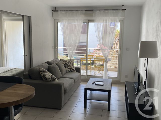 Appartement F2 à louer - 2 pièces - 36.91 m2 - AVIGNON - 84 - PROVENCE-ALPES-COTE-D-AZUR - Century 21 Saint Marc Immobilier