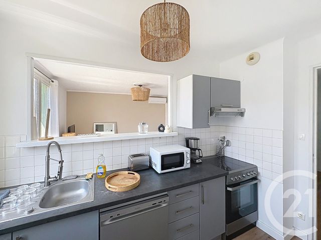 Appartement F4 à louer - 4 pièces - 67.0 m2 - AVIGNON - 84 - PROVENCE-ALPES-COTE-D-AZUR - Century 21 Saint Marc Immobilier
