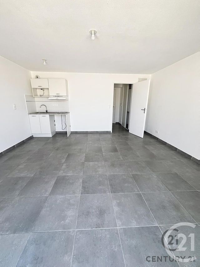 Appartement F1 à louer - 1 pièce - 29.83 m2 - AVIGNON - 84 - PROVENCE-ALPES-COTE-D-AZUR - Century 21 Saint Marc Immobilier