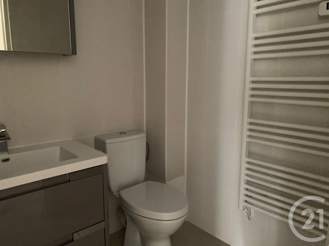 Appartement F2 à louer - 2 pièces - 49.0 m2 - LES ANGLES - 30 - LANGUEDOC-ROUSSILLON - Century 21 Saint Marc Immobilier
