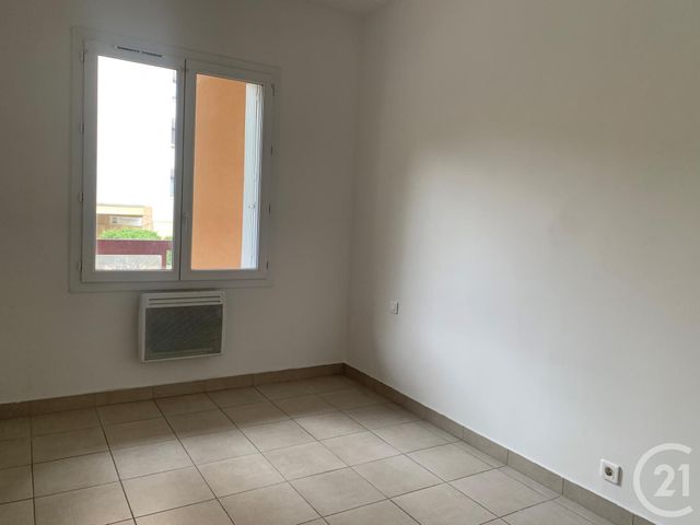 Appartement F2 à louer - 2 pièces - 49.0 m2 - LES ANGLES - 30 - LANGUEDOC-ROUSSILLON - Century 21 Saint Marc Immobilier