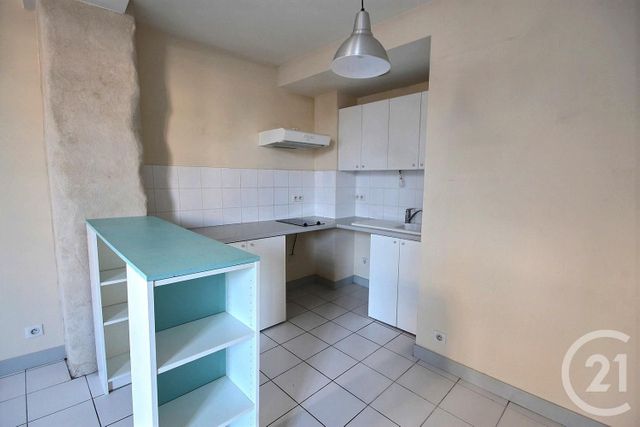 Appartement F2 à louer - 2 pièces - 50.0 m2 - AVIGNON - 84 - PROVENCE-ALPES-COTE-D-AZUR - Century 21 Saint Marc Immobilier