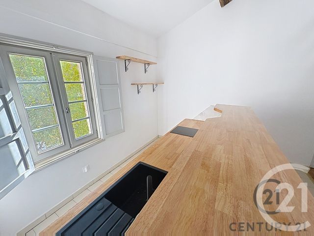 Appartement Studio à louer - 1 pièce - 29.2 m2 - VILLENEUVE LES AVIGNON - 30 - LANGUEDOC-ROUSSILLON - Century 21 Saint Marc Immobilier