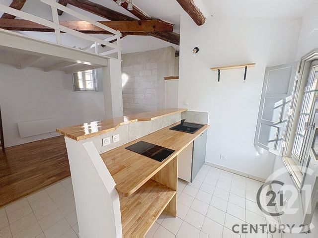 Appartement Studio à louer - 1 pièce - 29.2 m2 - VILLENEUVE LES AVIGNON - 30 - LANGUEDOC-ROUSSILLON - Century 21 Saint Marc Immobilier