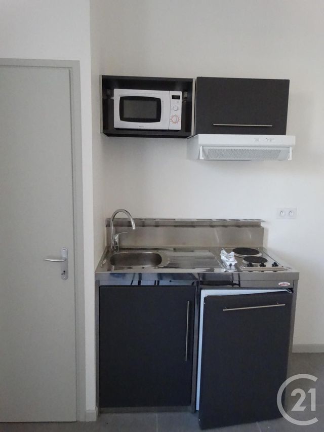 Appartement F1 à louer - 1 pièce - 38.24 m2 - AVIGNON - 84 - PROVENCE-ALPES-COTE-D-AZUR - Century 21 Saint Marc Immobilier