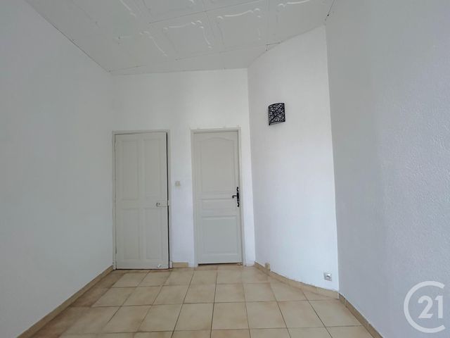 Appartement F3 à louer - 3 pièces - 73.69 m2 - AVIGNON - 84 - PROVENCE-ALPES-COTE-D-AZUR - Century 21 Saint Marc Immobilier