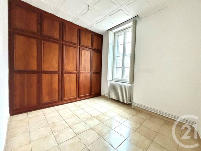 Appartement F3 à louer - 3 pièces - 73.69 m2 - AVIGNON - 84 - PROVENCE-ALPES-COTE-D-AZUR - Century 21 Saint Marc Immobilier
