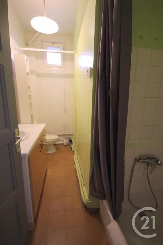 Appartement T2 à louer - 2 pièces - 46.59 m2 - AVIGNON - 84 - PROVENCE-ALPES-COTE-D-AZUR - Century 21 Saint Marc Immobilier