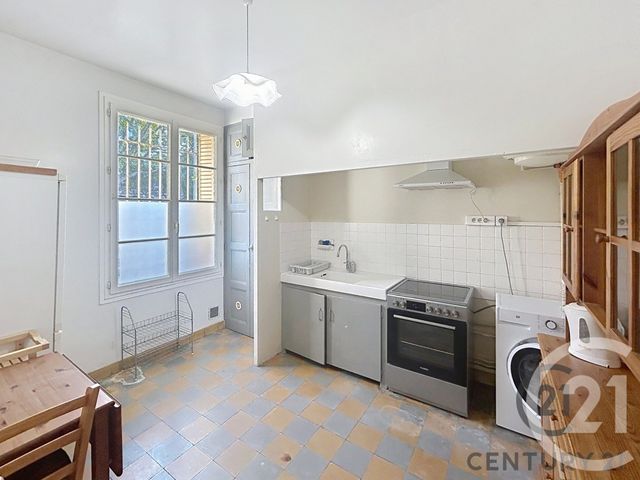 Appartement T2 à louer - 2 pièces - 46.59 m2 - AVIGNON - 84 - PROVENCE-ALPES-COTE-D-AZUR - Century 21 Saint Marc Immobilier