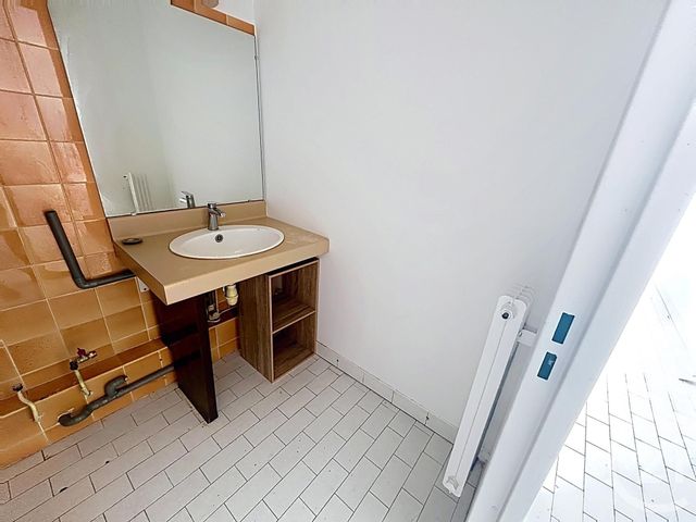 Appartement F2 à vendre - 2 pièces - 45.83 m2 - AVIGNON - 84 - PROVENCE-ALPES-COTE-D-AZUR - Century 21 Saint Marc Immobilier