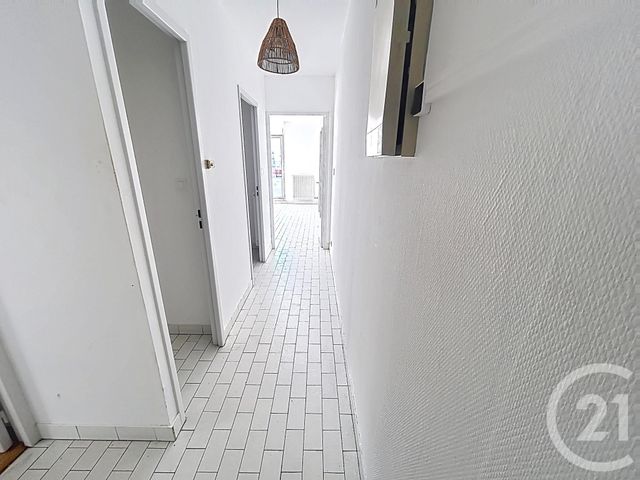 Appartement F2 à vendre - 2 pièces - 45.83 m2 - AVIGNON - 84 - PROVENCE-ALPES-COTE-D-AZUR - Century 21 Saint Marc Immobilier