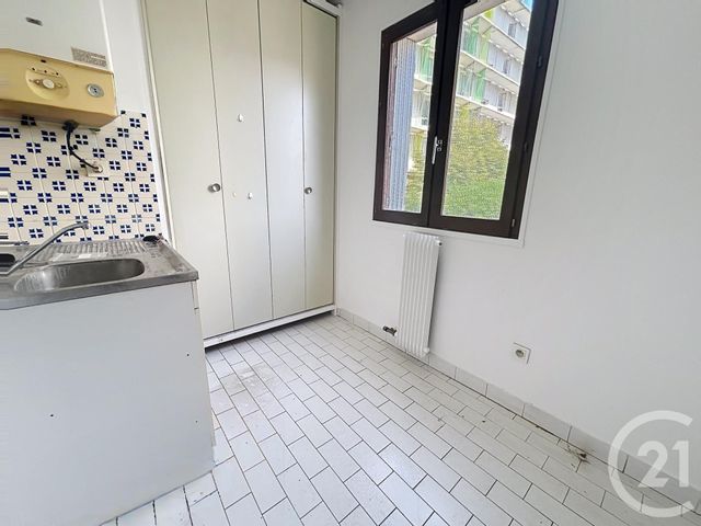 Appartement F2 à vendre - 2 pièces - 45.83 m2 - AVIGNON - 84 - PROVENCE-ALPES-COTE-D-AZUR - Century 21 Saint Marc Immobilier