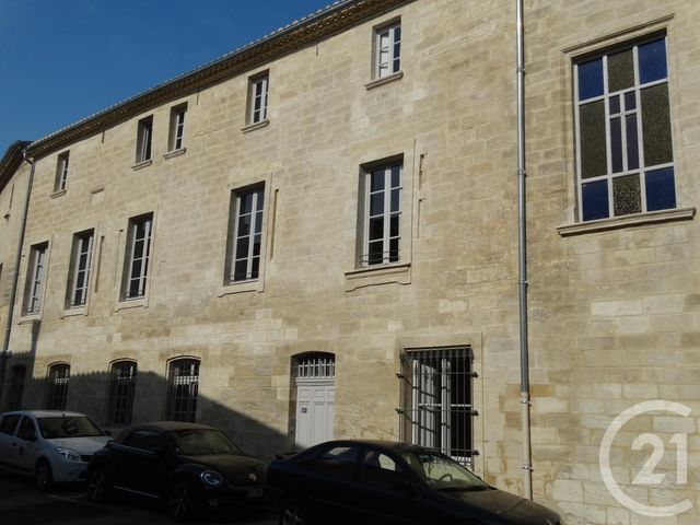 Appartement F3 à louer - 3 pièces - 93.35 m2 - VILLENEUVE LES AVIGNON - 30 - LANGUEDOC-ROUSSILLON - Century 21 Saint Marc Immobilier