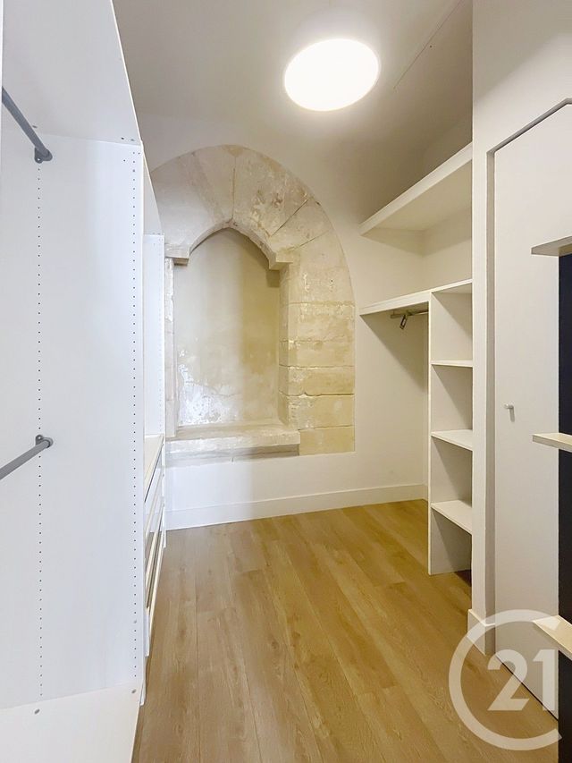 Appartement F3 à louer - 3 pièces - 93.35 m2 - VILLENEUVE LES AVIGNON - 30 - LANGUEDOC-ROUSSILLON - Century 21 Saint Marc Immobilier