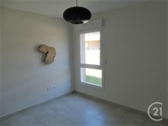 Appartement F2 à louer - 2 pièces - 42.5 m2 - VILLENEUVE LES AVIGNON - 30 - LANGUEDOC-ROUSSILLON - Century 21 Saint Marc Immobilier
