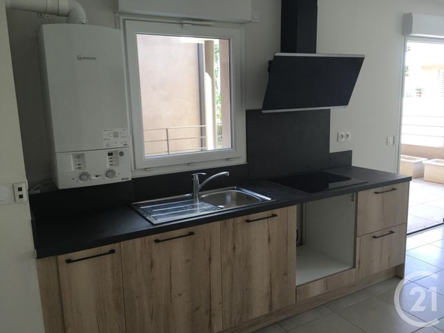 Appartement F2 à louer - 2 pièces - 42.5 m2 - VILLENEUVE LES AVIGNON - 30 - LANGUEDOC-ROUSSILLON - Century 21 Saint Marc Immobilier