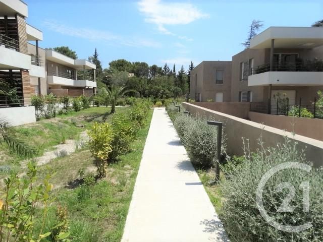 Appartement F2 à louer - 2 pièces - 42.5 m2 - VILLENEUVE LES AVIGNON - 30 - LANGUEDOC-ROUSSILLON - Century 21 Saint Marc Immobilier
