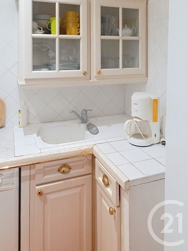 Appartement F2 à louer - 2 pièces - 43.0 m2 - AVIGNON - 84 - PROVENCE-ALPES-COTE-D-AZUR - Century 21 Saint Marc Immobilier