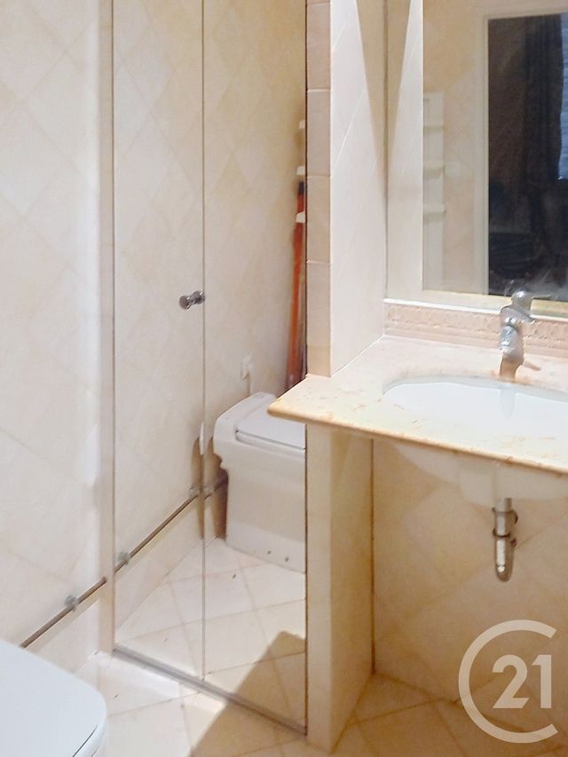 Appartement F2 à louer - 2 pièces - 43.0 m2 - AVIGNON - 84 - PROVENCE-ALPES-COTE-D-AZUR - Century 21 Saint Marc Immobilier