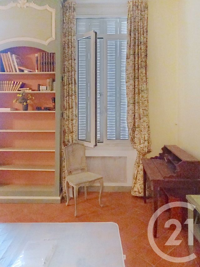 Appartement F2 à louer - 2 pièces - 43.0 m2 - AVIGNON - 84 - PROVENCE-ALPES-COTE-D-AZUR - Century 21 Saint Marc Immobilier