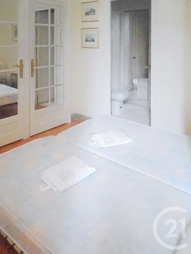 Appartement F2 à louer - 2 pièces - 43.0 m2 - AVIGNON - 84 - PROVENCE-ALPES-COTE-D-AZUR - Century 21 Saint Marc Immobilier