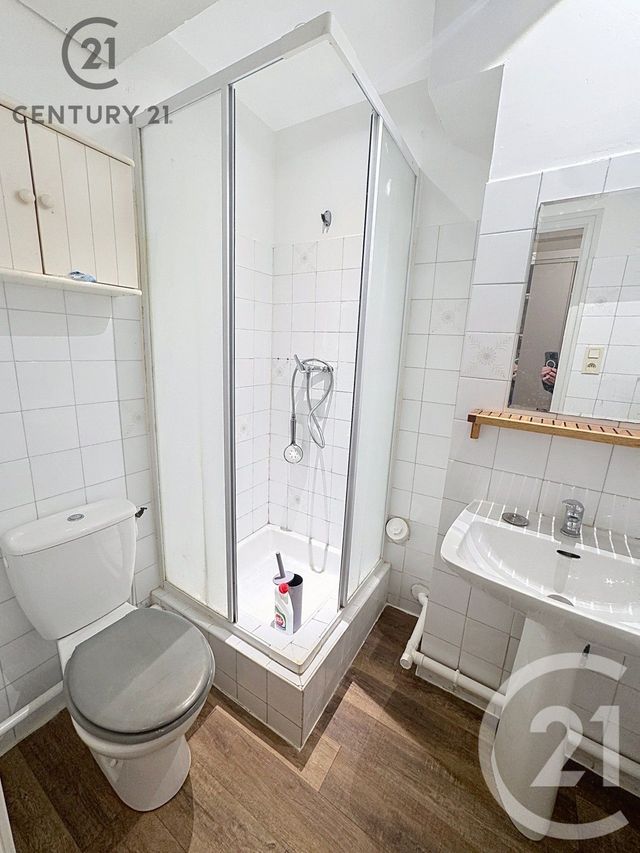 Appartement F3 à louer - 3 pièces - 65.0 m2 - AVIGNON - 84 - PROVENCE-ALPES-COTE-D-AZUR - Century 21 Saint Marc Immobilier