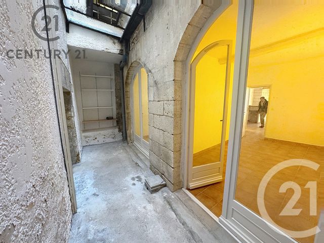 Appartement F3 à louer - 3 pièces - 65.0 m2 - AVIGNON - 84 - PROVENCE-ALPES-COTE-D-AZUR - Century 21 Saint Marc Immobilier