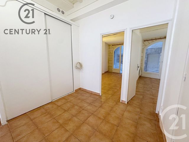 Appartement F3 à louer - 3 pièces - 65.0 m2 - AVIGNON - 84 - PROVENCE-ALPES-COTE-D-AZUR - Century 21 Saint Marc Immobilier
