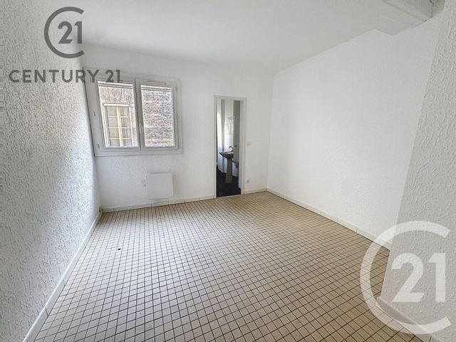 Appartement F5 à louer - 5 pièces - 85.2 m2 - AVIGNON - 84 - PROVENCE-ALPES-COTE-D-AZUR - Century 21 Saint Marc Immobilier