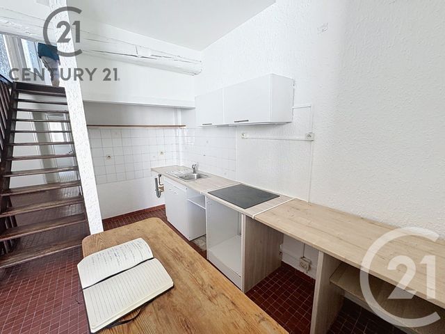 Appartement F5 à louer - 5 pièces - 85.2 m2 - AVIGNON - 84 - PROVENCE-ALPES-COTE-D-AZUR - Century 21 Saint Marc Immobilier