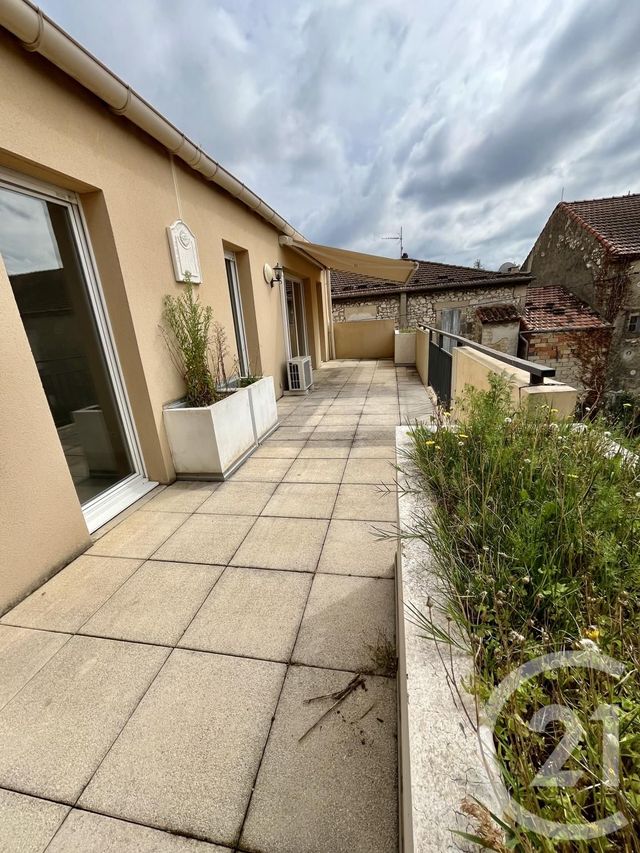 Appartement F4 à louer - 4 pièces - 96.0 m2 - CHATEAURENARD - 13 - PROVENCE-ALPES-COTE-D-AZUR - Century 21 Saint Marc Immobilier
