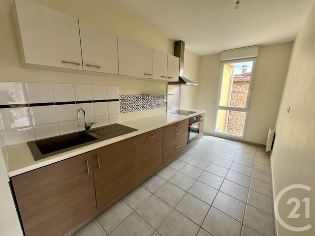 Appartement F4 à louer CHATEAURENARD