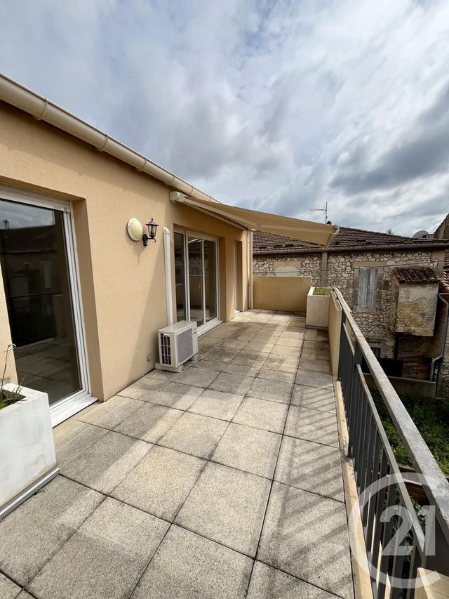 Appartement F4 à louer - 4 pièces - 96.0 m2 - CHATEAURENARD - 13 - PROVENCE-ALPES-COTE-D-AZUR - Century 21 Saint Marc Immobilier