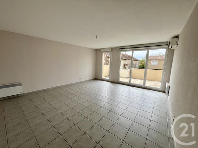 Appartement F4 à louer - 4 pièces - 96.0 m2 - CHATEAURENARD - 13 - PROVENCE-ALPES-COTE-D-AZUR - Century 21 Saint Marc Immobilier